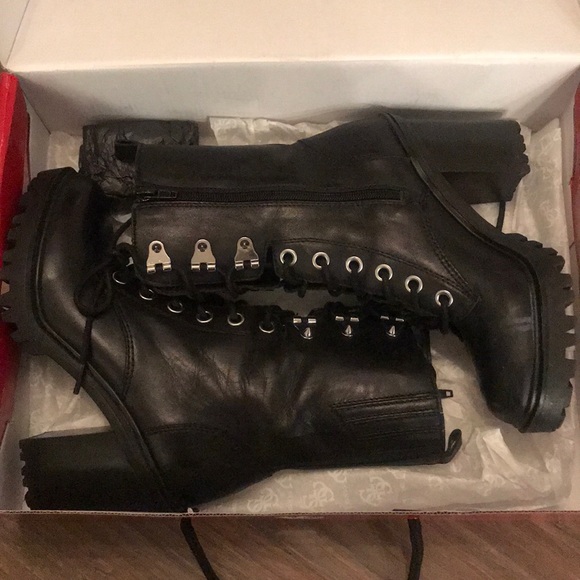 Guess Leather Boots - Picture 1 of 7